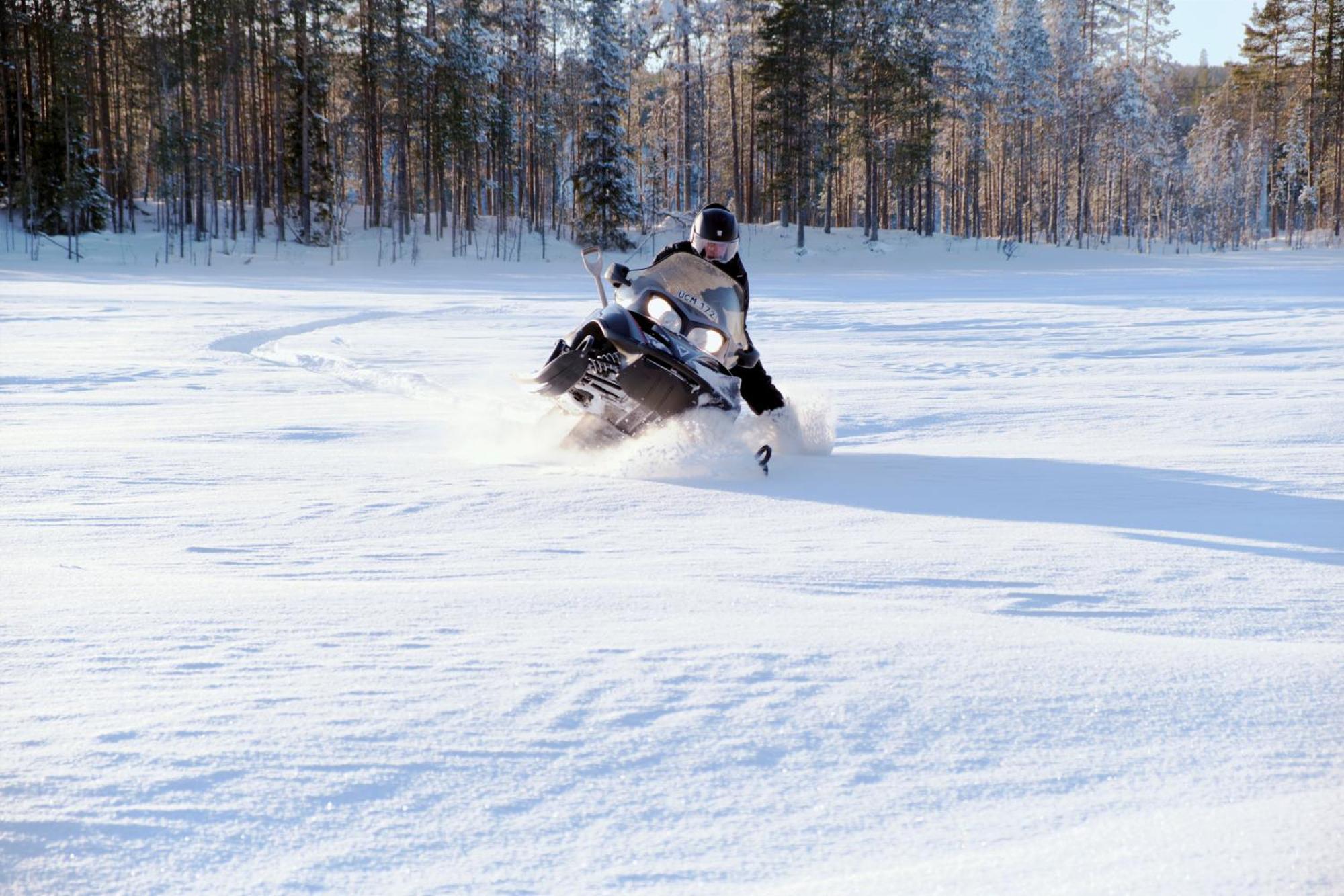 Langforsen Glamping & Lapland Experience Ξενοδοχείο Lapptrask Εξωτερικό φωτογραφία